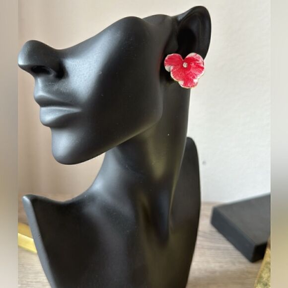 Bohemian flower stud earrings A544 - Picture 4 of 4